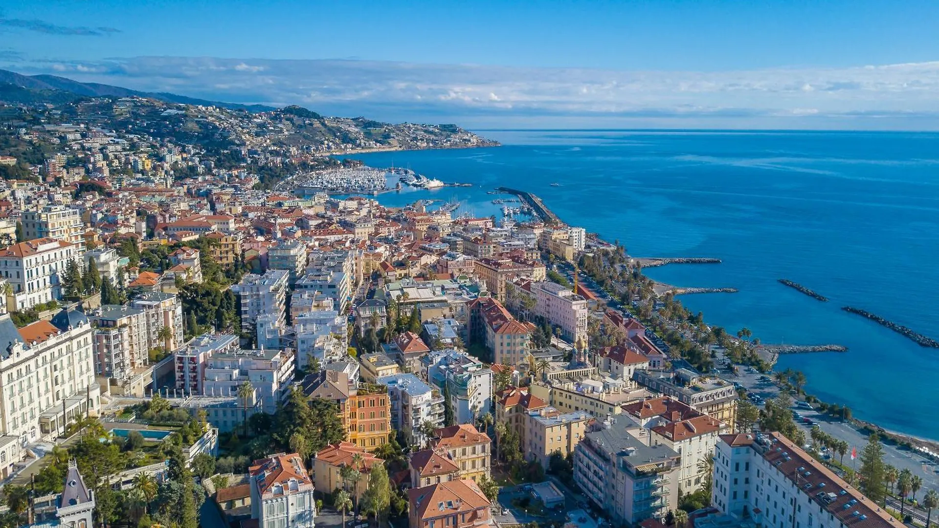 Una Finestra Sul Duomo - Happy Rentals Sanremo Apartment