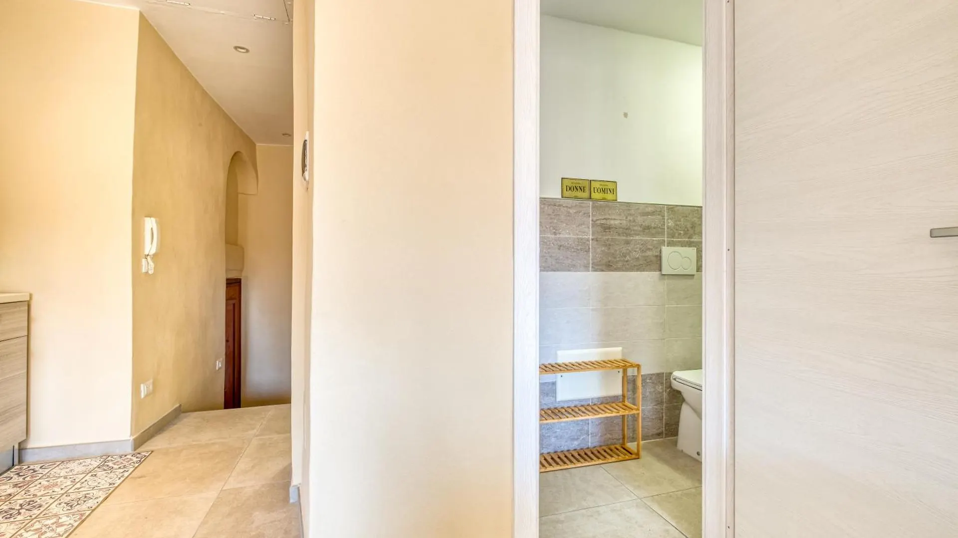 Una Finestra Sul Duomo - Happy Rentals Sanremo 0*,  Italy