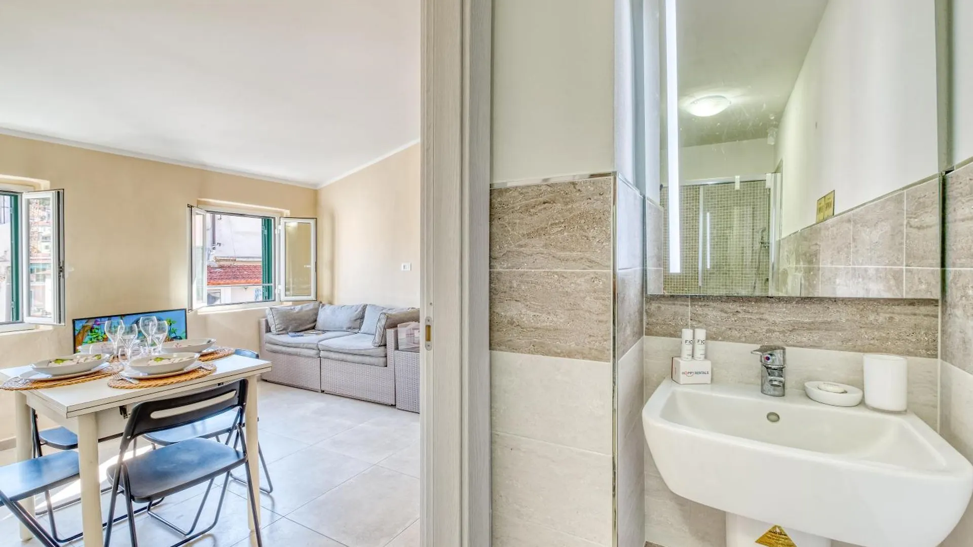 Una Finestra Sul Duomo - Happy Rentals サンレモ 0*,
