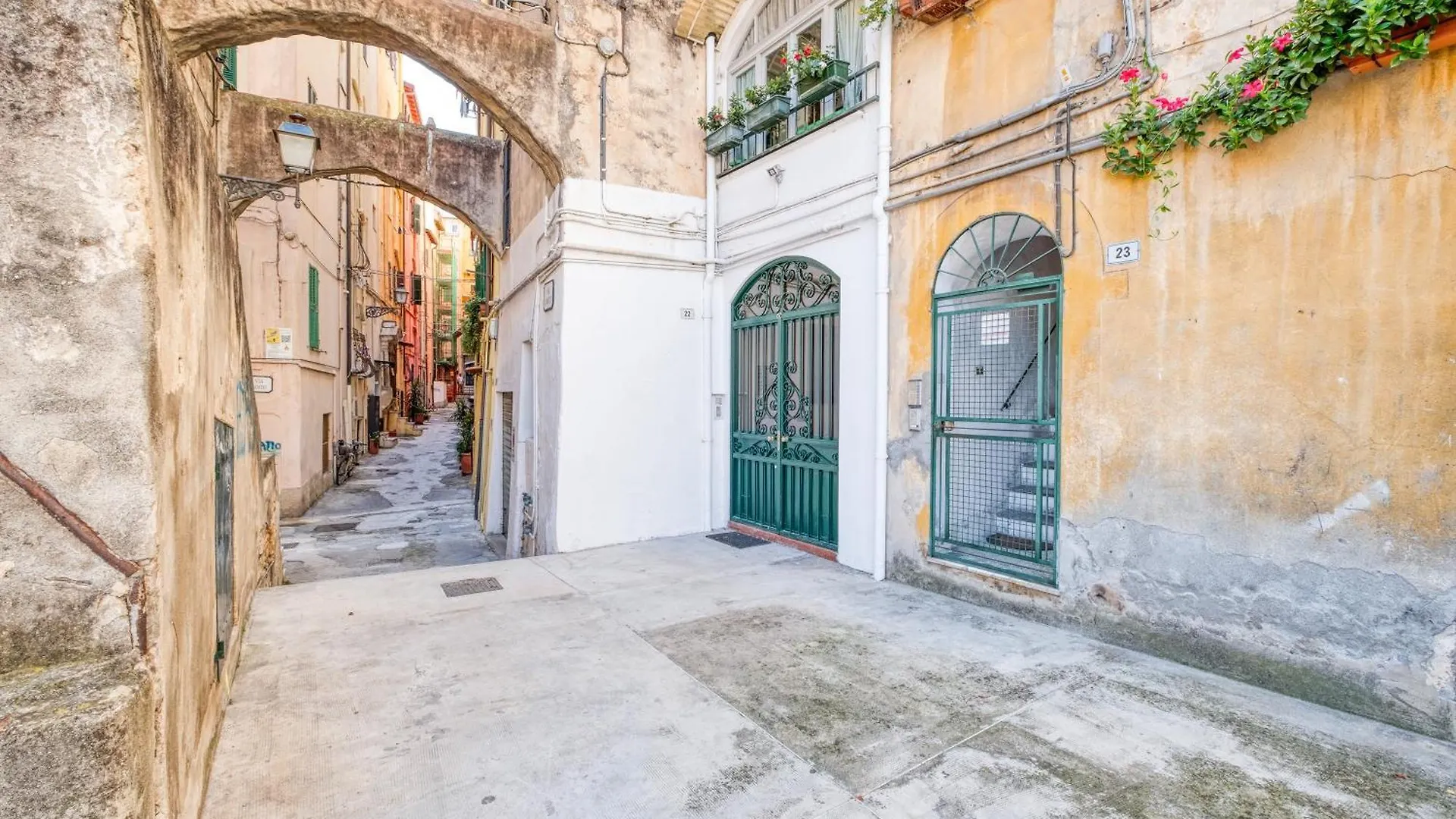 Apartment Una Finestra Sul Duomo - Happy Rentals Sanremo